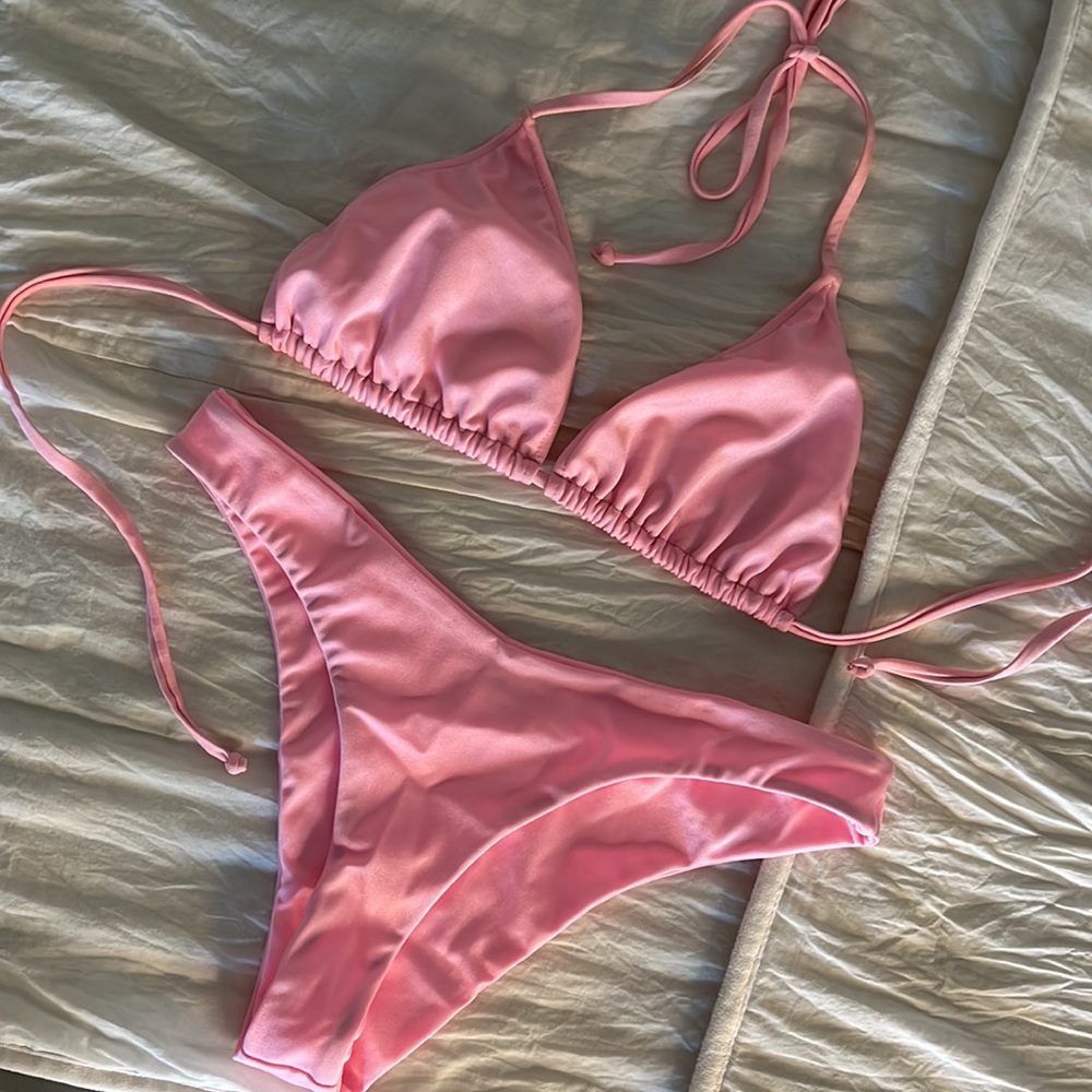 Baby Pink Matching Bikini - Picture 2 of 8